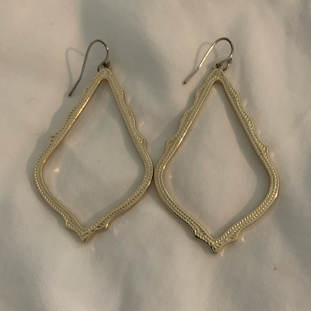Kendra Scott earrings
